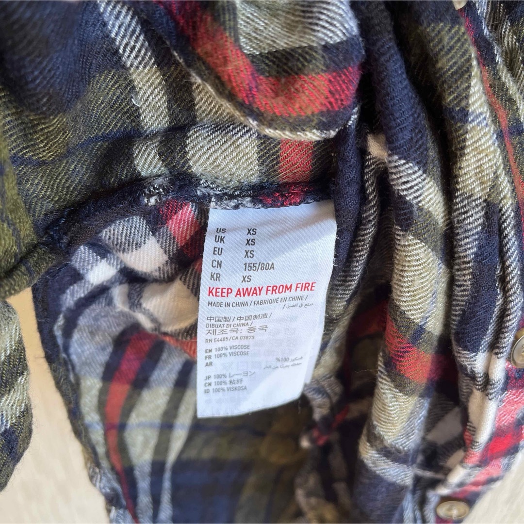 American Eagle(アメリカンイーグル)の【美品】アメリカンイーグル チェックシャツ ボーイフレンドフィット XS レディースのトップス(シャツ/ブラウス(長袖/七分))の商品写真