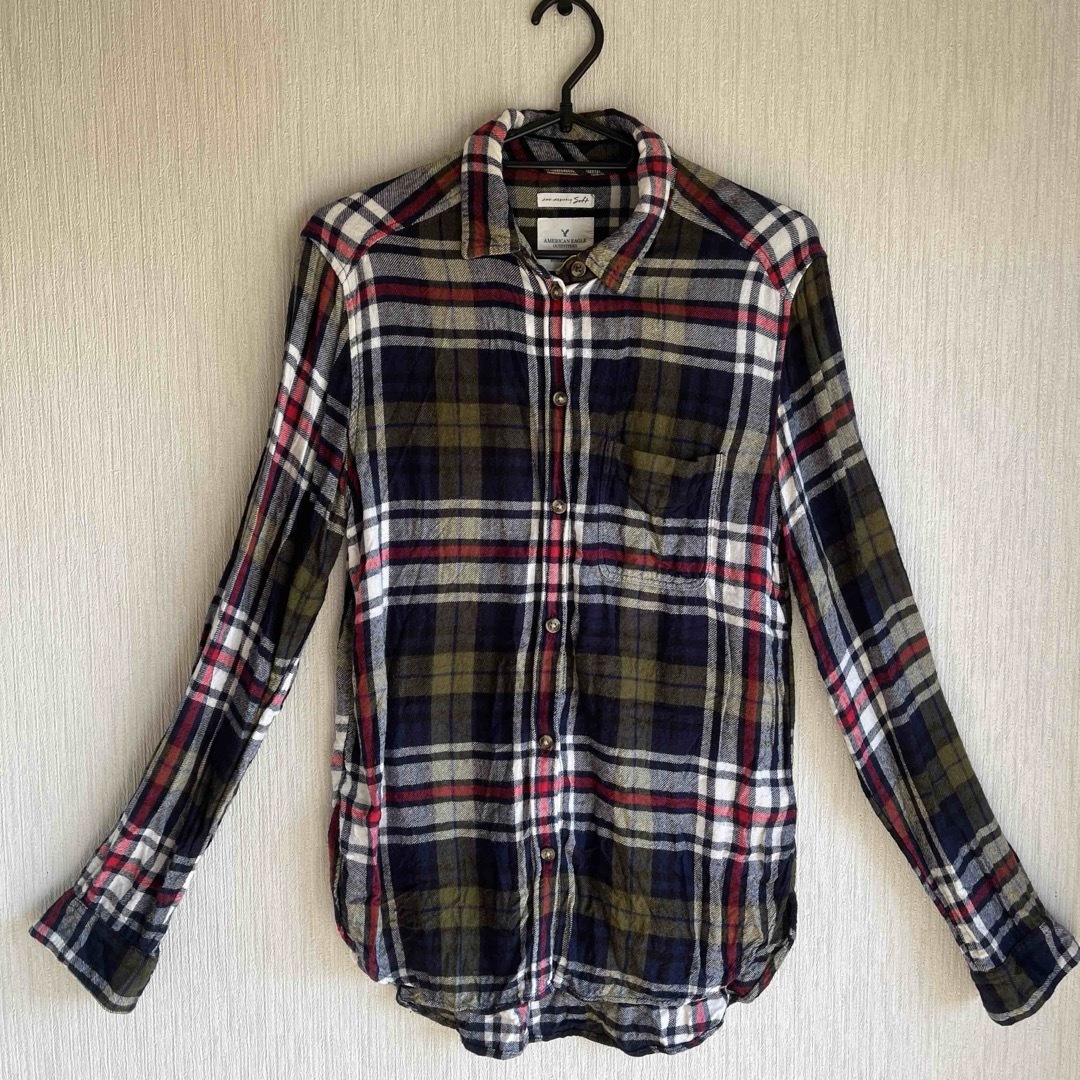 American Eagle(アメリカンイーグル)の【美品】アメリカンイーグル チェックシャツ ボーイフレンドフィット XS レディースのトップス(シャツ/ブラウス(長袖/七分))の商品写真