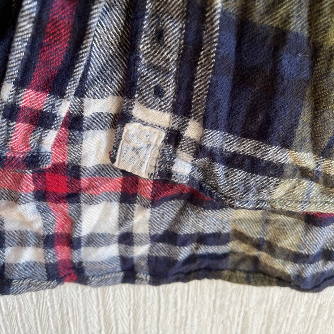 American Eagle(アメリカンイーグル)の【美品】アメリカンイーグル チェックシャツ ボーイフレンドフィット XS レディースのトップス(シャツ/ブラウス(長袖/七分))の商品写真