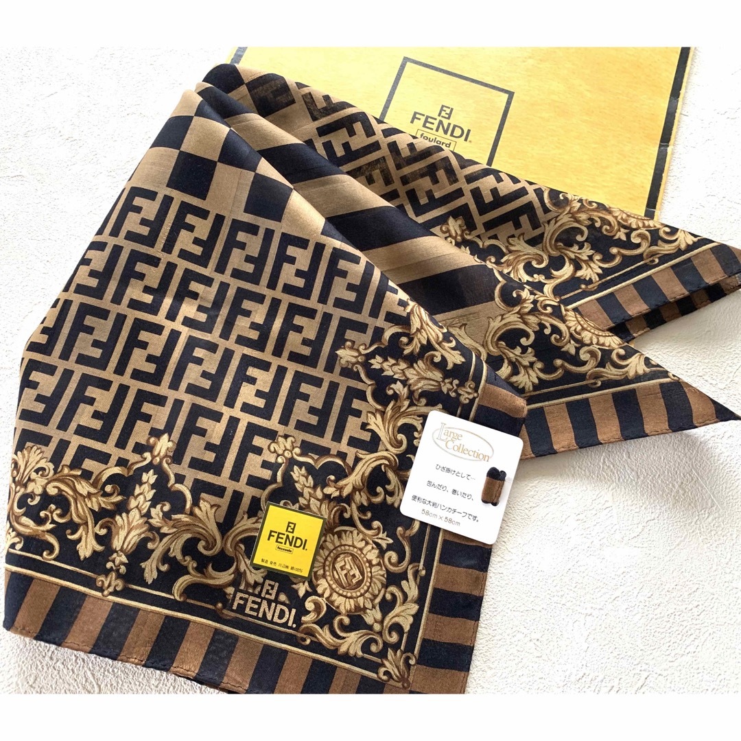 FENDI(フェンディ)のFENDI★フェンディ★大判ハンカチ W ★新品未使用 レディースのファッション小物(ハンカチ)の商品写真