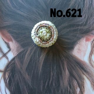 621 マルチカラーのニットくるみボタンヘアゴム大サイズ(ヘアアクセサリー)