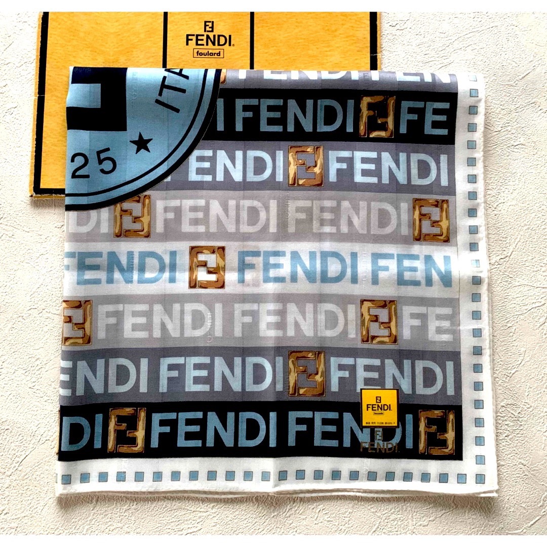 FENDI(フェンディ)のFENDI★フェンディ★大判ハンカチ N ★新品未使用 レディースのファッション小物(ハンカチ)の商品写真