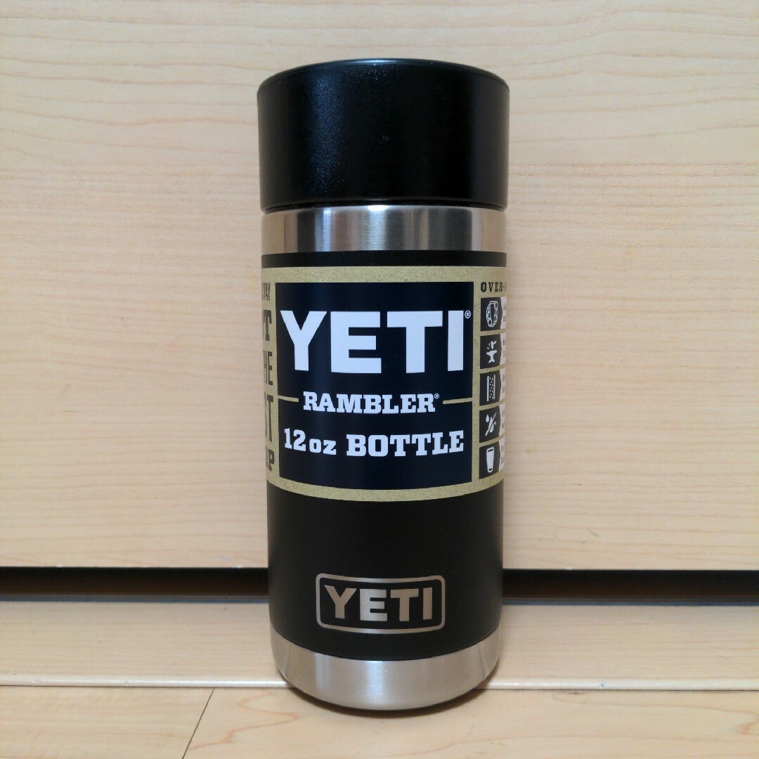 YETI(イエティ)のイエティ ランブラー 12oz ホットショット タンブラー ボトル ブラック スポーツ/アウトドアのアウトドア(その他)の商品写真