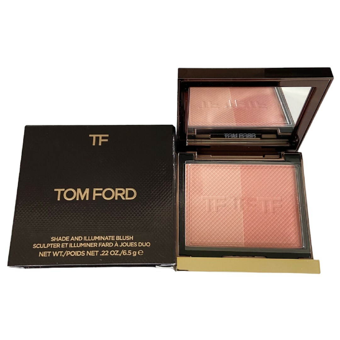 TOM FORD BEAUTY(トムフォードビューティ)のほぼ未使用 箱あり TOM FORD パウダーチーク チェリーブレイズ コスメ/美容のベースメイク/化粧品(チーク)の商品写真