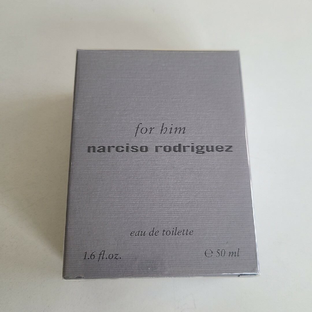 narciso rodriguez(ナルシソロドリゲス)の新品未使用ナルシソロドリゲスフォーヒムオードトワレ50ml コスメ/美容の香水(香水(男性用))の商品写真