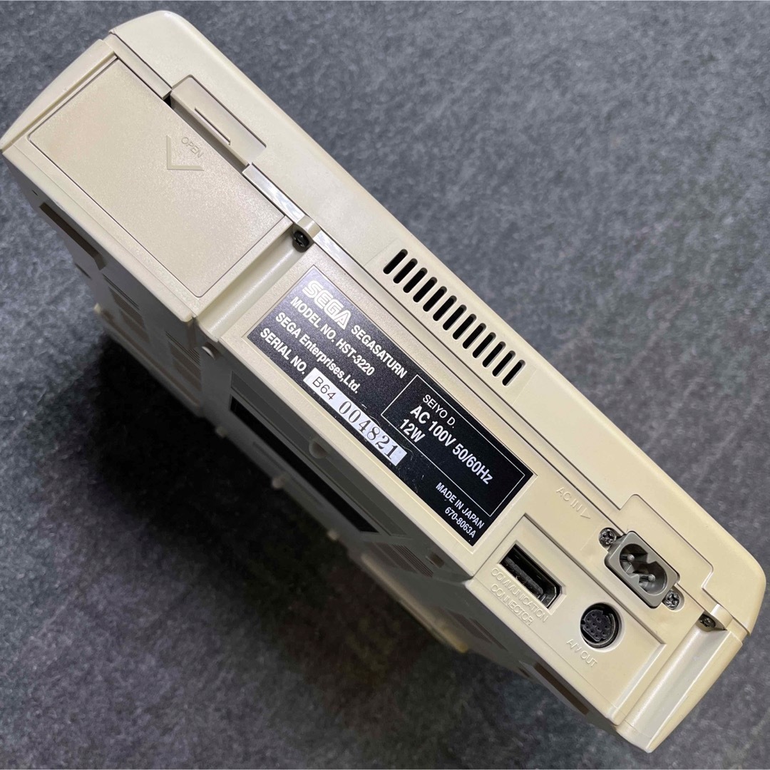 SEGA(セガ)の【すぐ遊べる】SS セガサターン 白 シロ 本体 メンテ済 電池交換 管理821 エンタメ/ホビーのゲームソフト/ゲーム機本体(家庭用ゲーム機本体)の商品写真