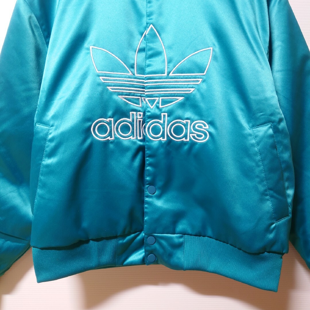 adidas(アディダス)の【リラックスフィット】adidas★中綿ジャケット★ボンバージャケット★M メンズのジャケット/アウター(スカジャン)の商品写真