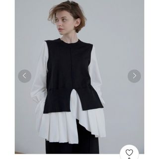 ミラオーウェン(Mila Owen)のMIELI INVARIANT Vest Docking Blouse tops(ニット/セーター)