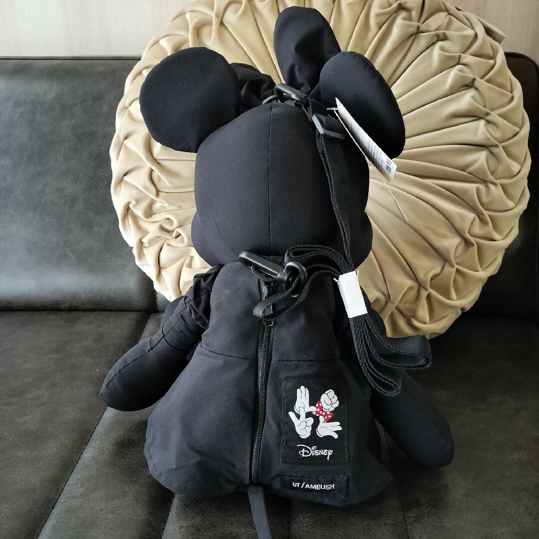 Disney(ディズニー)のユニクロ UT アンブッシュ ミニーバッグ レディースのバッグ(ショルダーバッグ)の商品写真