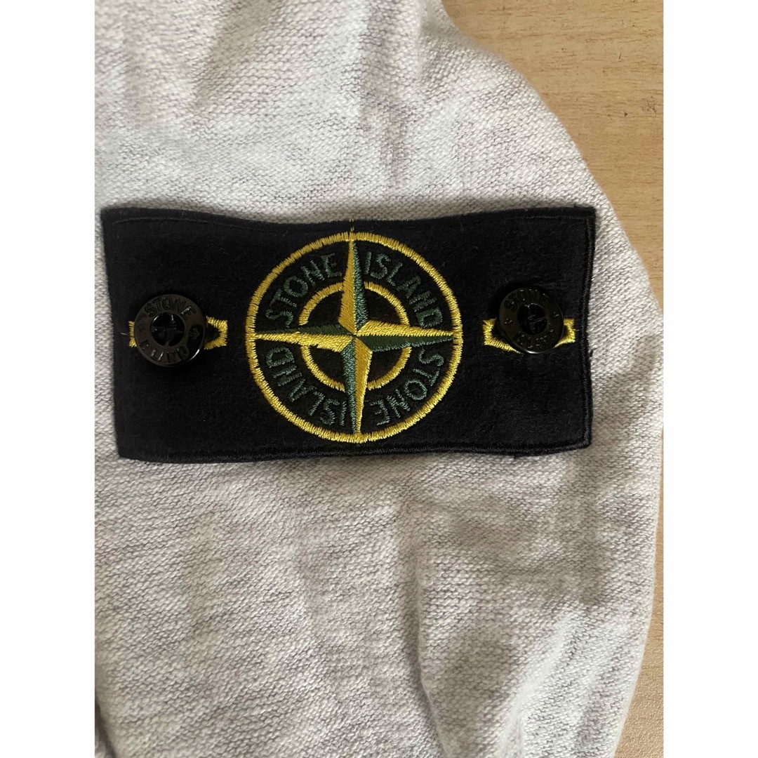 STONE ISLAND(ストーンアイランド)の美品　ストーンアイランド　スエット　S メンズのトップス(スウェット)の商品写真