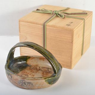 北大路魯山人作 織部焼 手鉢 黒田陶々庵識箱 M R6736の通販 by 北大路魯山人作 織部焼 手鉢 黒田陶々庵識箱 M R6736の通販 by