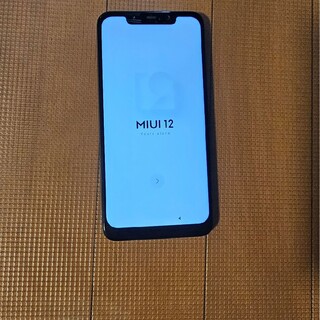 シャオミ(Xiaomi)のpoco phone f1(スマートフォン本体)