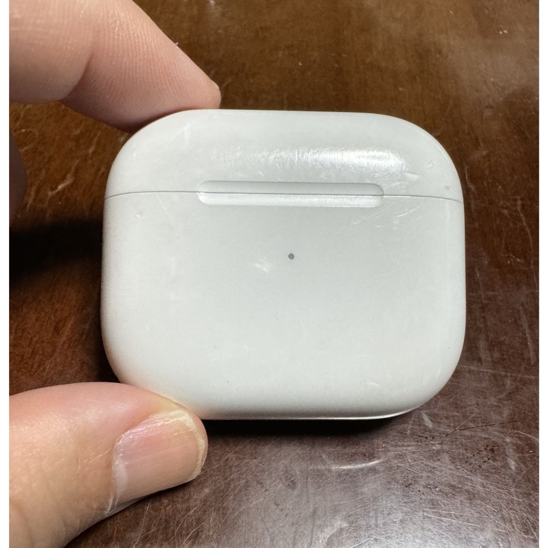 Apple(アップル)のApple AirPods 第3世代 スマホ/家電/カメラのオーディオ機器(ヘッドフォン/イヤフォン)の商品写真