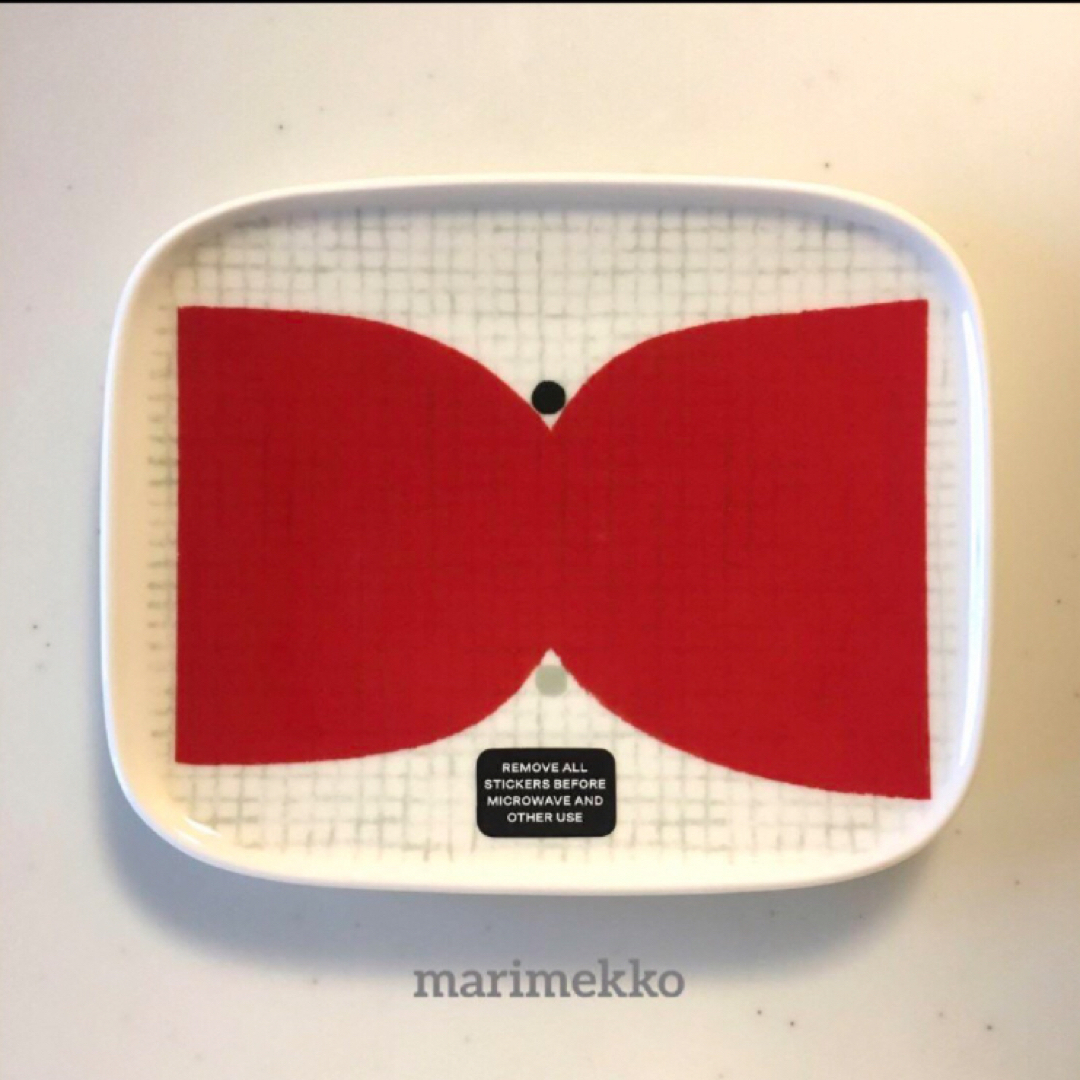 marimekko(マリメッコ)の新品未使用　マリメッコ  プレート　Kalendi インテリア/住まい/日用品のキッチン/食器(食器)の商品写真