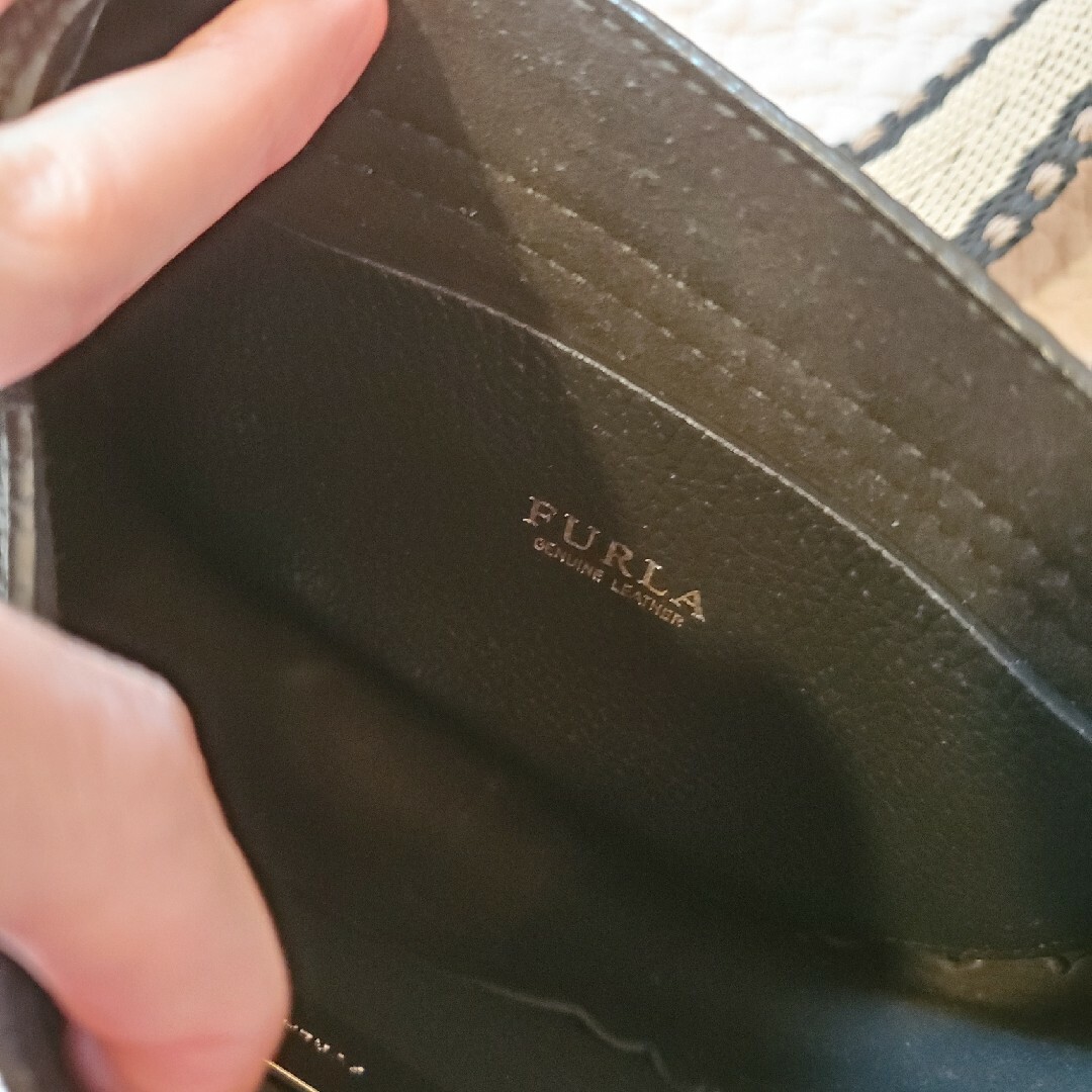 Furla(フルラ)のR様 FURLA リアルレザー×迷彩 ミニバッグ クラブ レディースのバッグ(ショルダーバッグ)の商品写真