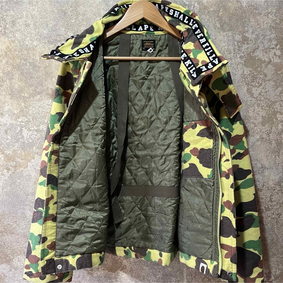 A BATHING APE(アベイシングエイプ)のA BATHING APE アベイシングエイプ カモフラジャケット メンズのジャケット/アウター(その他)の商品写真