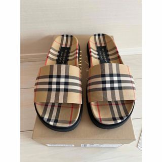 BURBERRY(サンダル)のフリマアイテム一覧 BURBERRY(サンダル)のフリマアイテム一覧