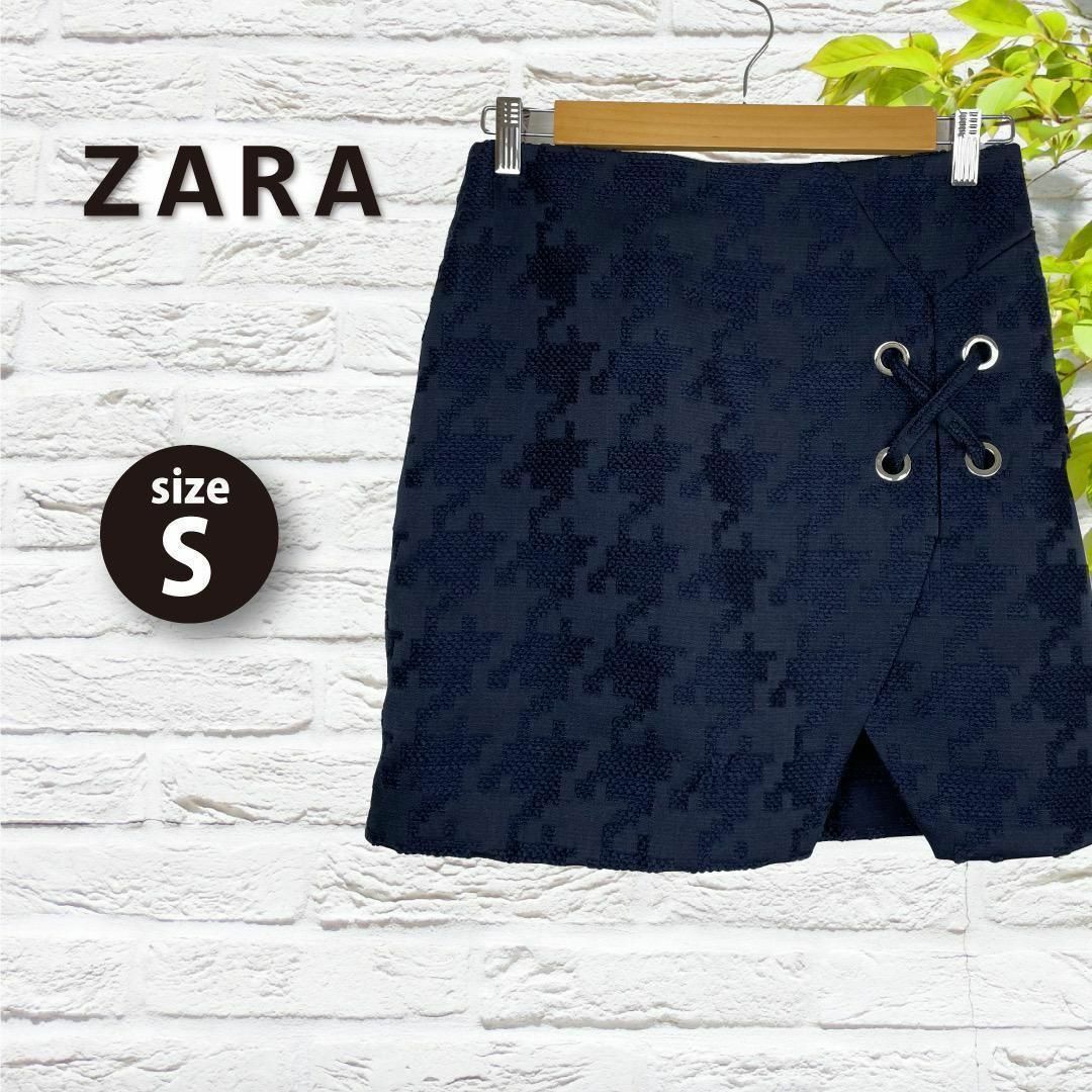 ZARA(ザラ)の④　新品 ZARA ザラ ミニスカート S 紺 新品 ネイビー タイト厚地タグ付 レディースのスカート(ミニスカート)の商品写真