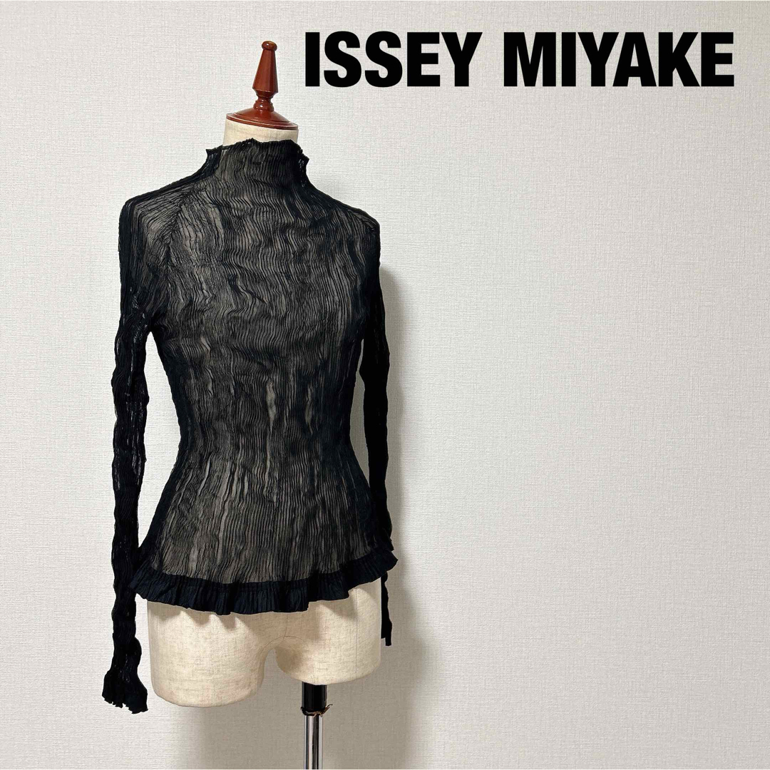 ISSEY MIYAKE イッセイミヤケ シースルー ストレッチ ブラウス | フリマアプリ ラクマ