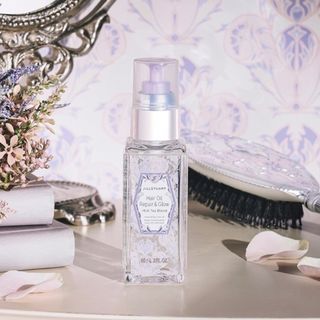 ジルスチュアート(JILLSTUART)の限定品♡ジルスチュアート　ヘアオイル　リペア＆グロウミルクティーブレンド60ml(オイル/美容液)