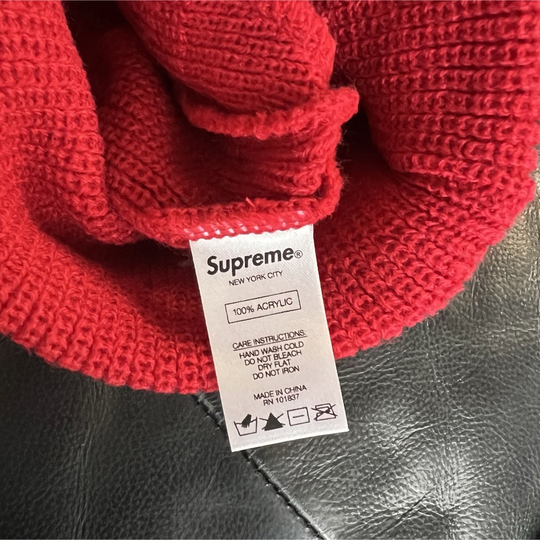 Supreme(シュプリーム)のタグ付き新品　Supreme GORE-TEX Beanie ニット帽　防寒 メンズの帽子(ニット帽/ビーニー)の商品写真