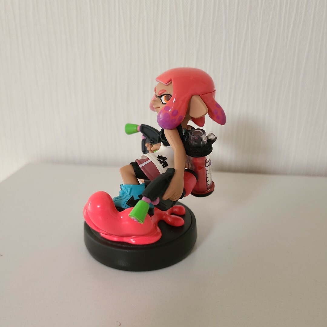 amiibo　アミーボ　スプラトゥーン　ガールネオンピンク エンタメ/ホビーのフィギュア(ゲームキャラクター)の商品写真