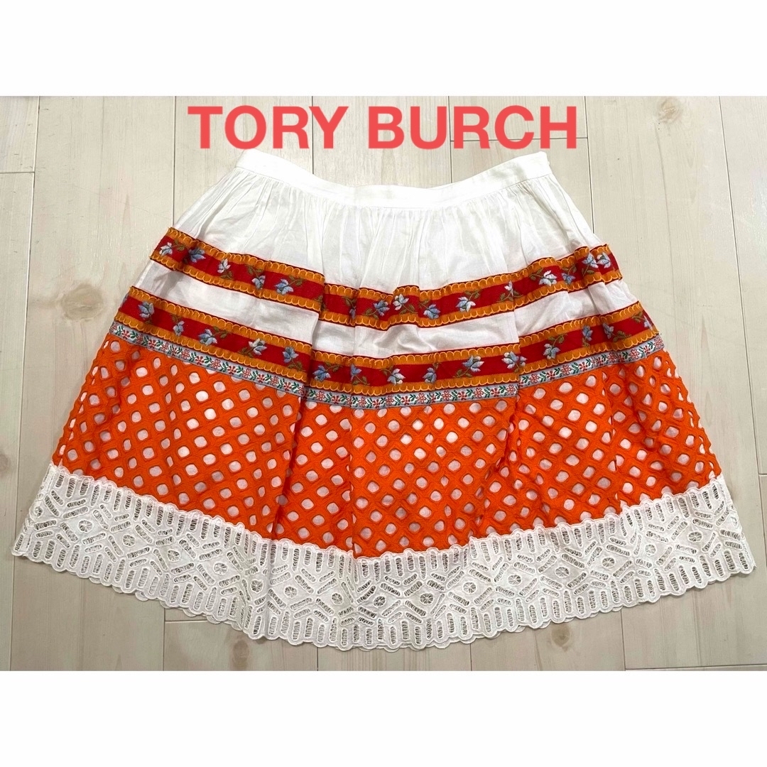 Tory Burch(トリーバーチ)のTORY BURCH スカート トリーバーチ フレア ミニスカート 花柄 レース レディースのスカート(ミニスカート)の商品写真