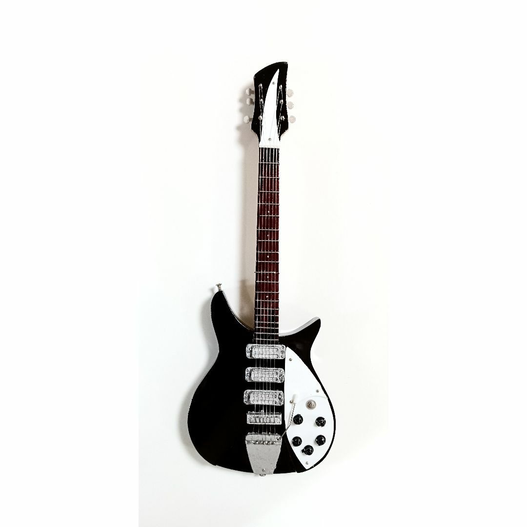 THE BEATLESビートルズRKBミニチュアギター25 cm。ミニ楽器 | フリマアプリ ラクマ