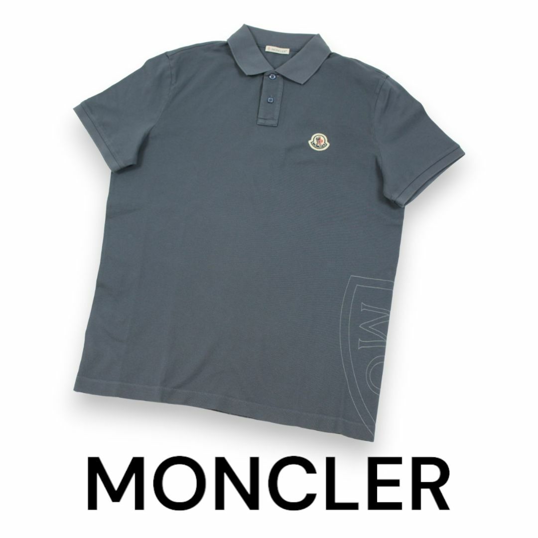 MONCLER(モンクレール)のMONCLER　鹿の子ポロシャツ　ロゴワッペン　バックプリント　ネイビー　XL メンズのトップス(ポロシャツ)の商品写真