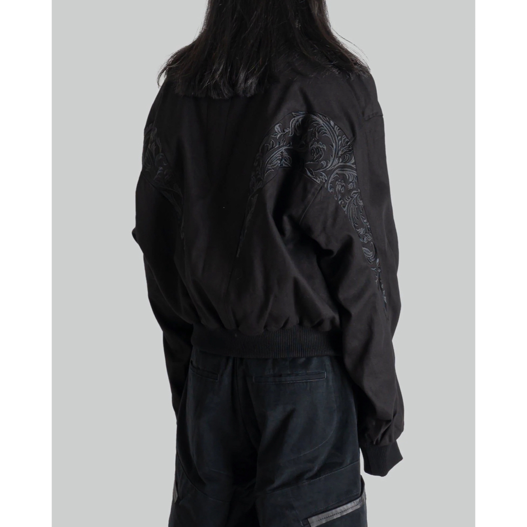 VISVIM(ヴィスヴィム)のprofessor e embroidery bomber jacket メンズのジャケット/アウター(フライトジャケット)の商品写真