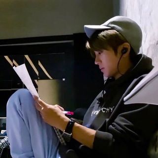 VETEMENTS - 西島隆弘 Nissy 着用 スウェットパンツの通販 by VETEMENTS - 西島隆弘 Nissy 着用 スウェットパンツの通販 by