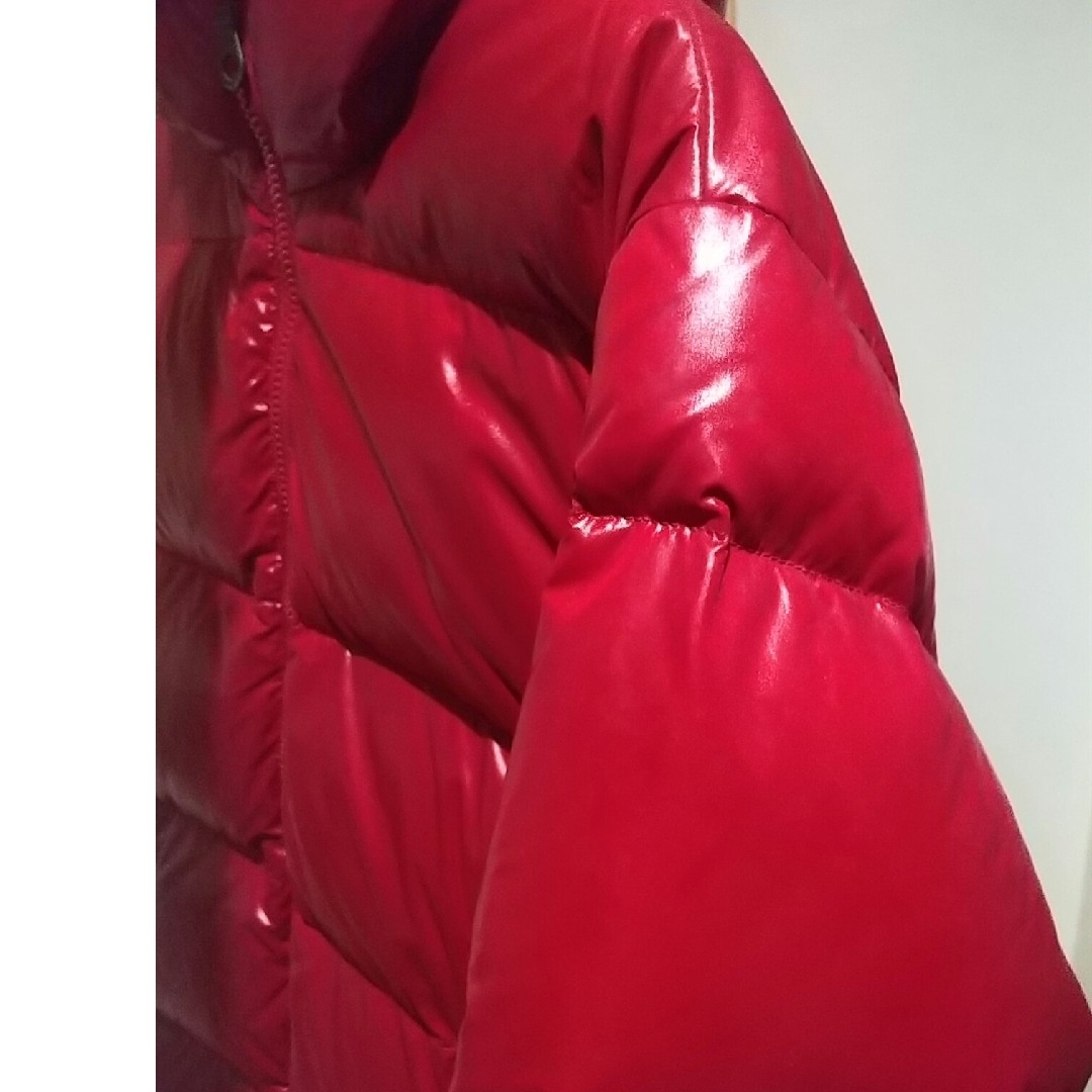 DUVETICA(デュベティカ)のDUVETICA ダウンジャケット 46 赤 メンズのジャケット/アウター(ダウンジャケット)の商品写真