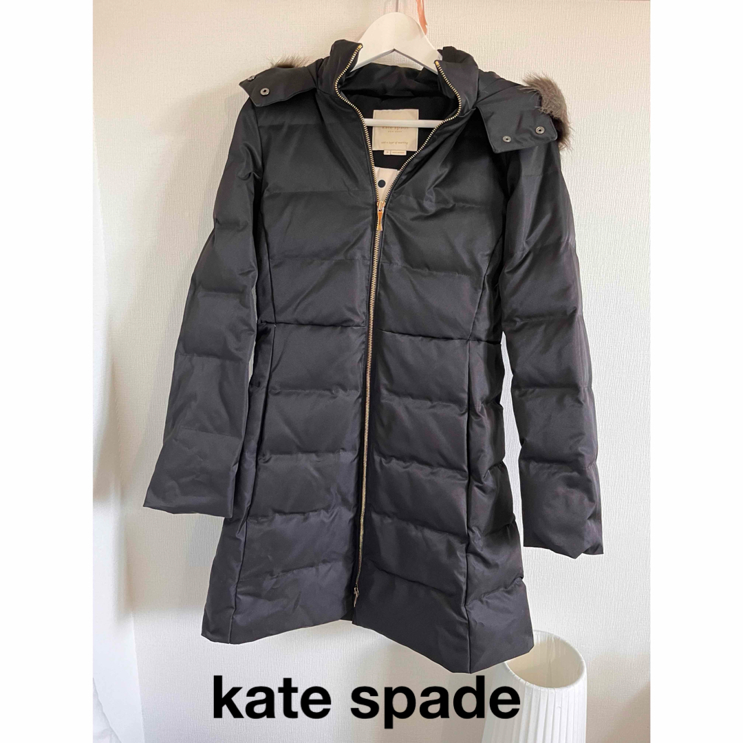 kate spade new york(ケイトスペードニューヨーク)のkate spade ケイトスペード ダウンジャケット コート ブラック 水玉 レディースのジャケット/アウター(ダウンコート)の商品写真