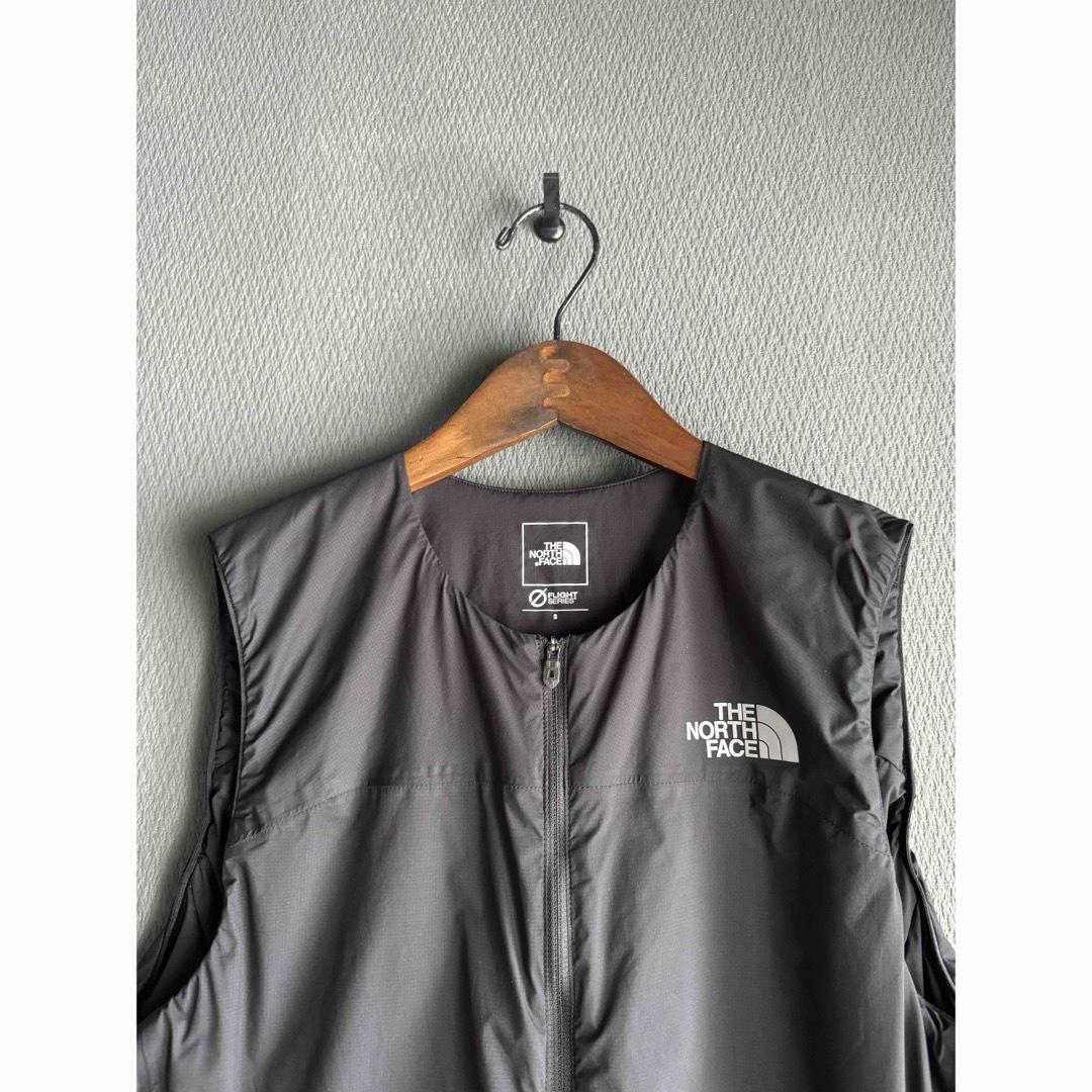 THE NORTH FACE FLIGHT SERIESベスト THE NORTH FACE FLIGHT SERIESベスト