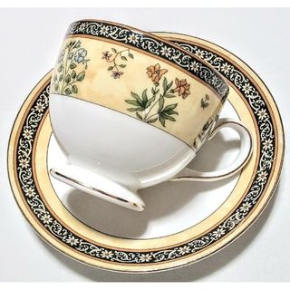 ウェッジウッド(WEDGWOOD)の大人気のブランド食器廃盤品(ウェッジウッド 黒壺インディアカップ&ソーサー)格安(グラス/カップ)