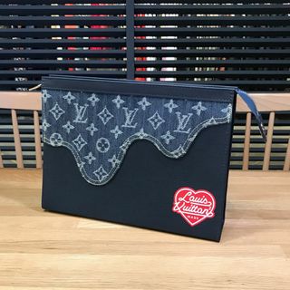 ルイヴィトン(LOUIS VUITTON)の新品同様 ルイヴィトン NIGO モノグラムドリップ ポシェットヴォワヤージュ(クラッチバッグ)