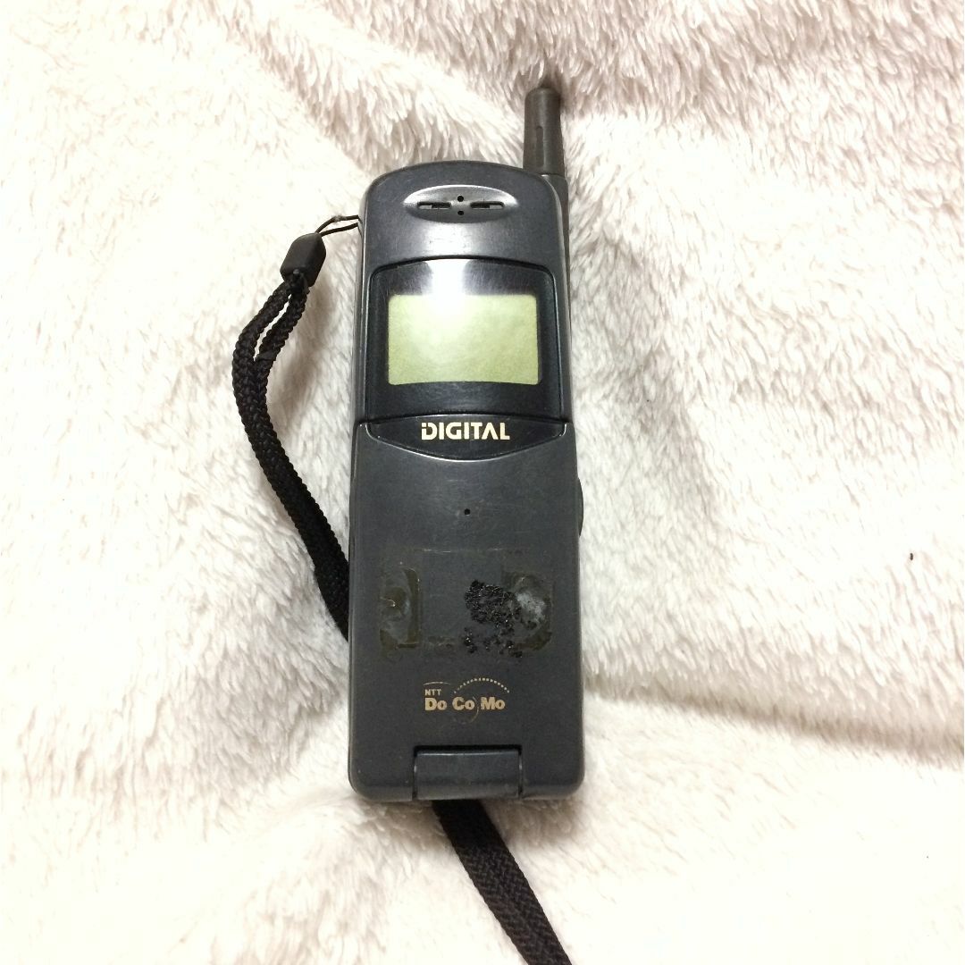 NTT DoCoMo デジタルムーバ MI841D 三菱電機 レトロ スマホ/家電/カメラのスマートフォン/携帯電話(携帯電話本体)の商品写真