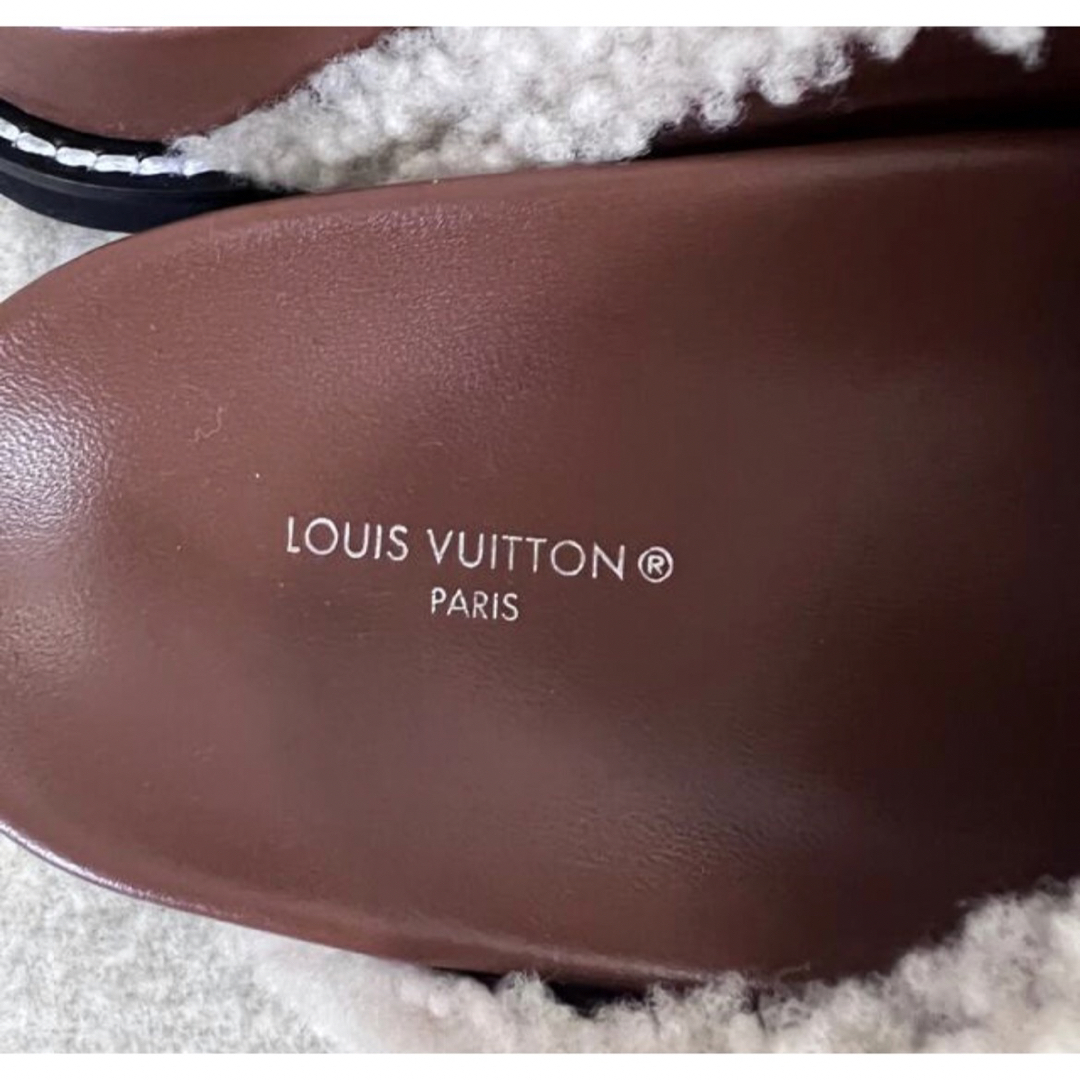 LOUIS VUITTON(ルイヴィトン)のLOUIS VUITTON  レディースの靴/シューズ(サンダル)の商品写真