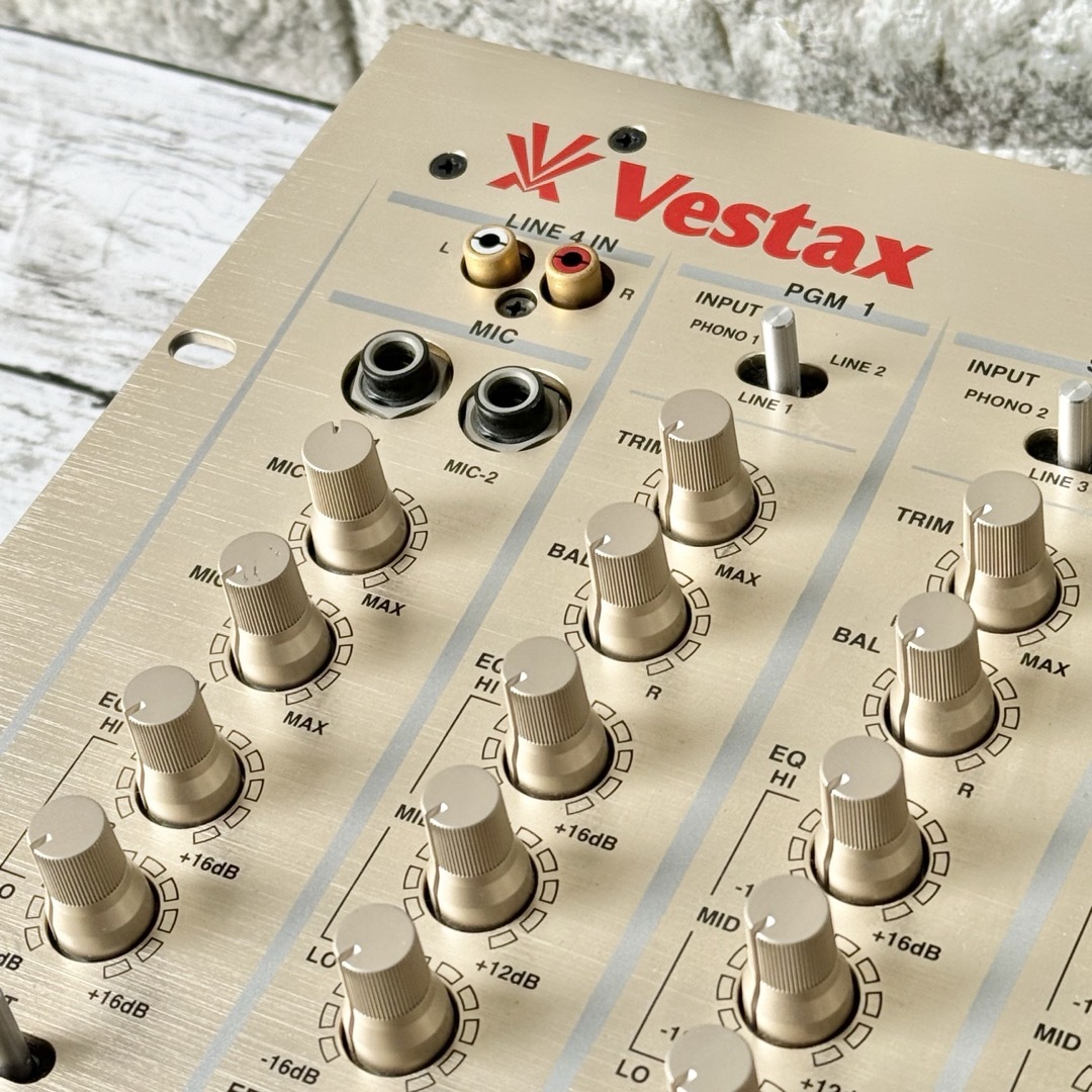 Vestax(ベスタクス)のVestax DJミキサー DENON コントローラー２台セット 楽器のDJ機器(DJミキサー)の商品写真