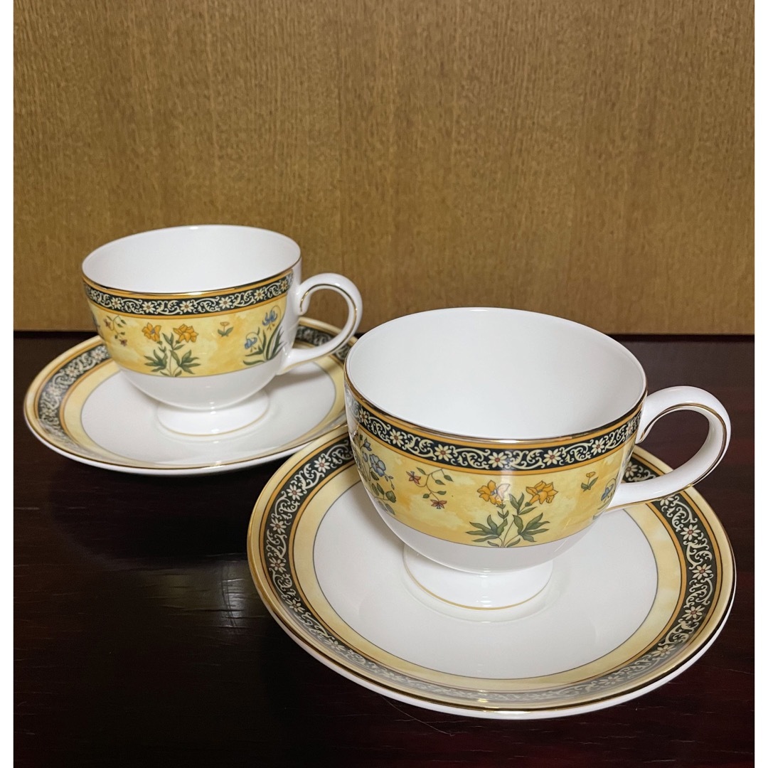 英国製　 WEDGWOOD ウエッジウッド　インディア カップ＆ソーサー　2客