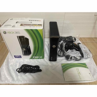 エックスボックス360(Xbox360)のxbox360 S本体（250GB）(家庭用ゲーム機本体)
