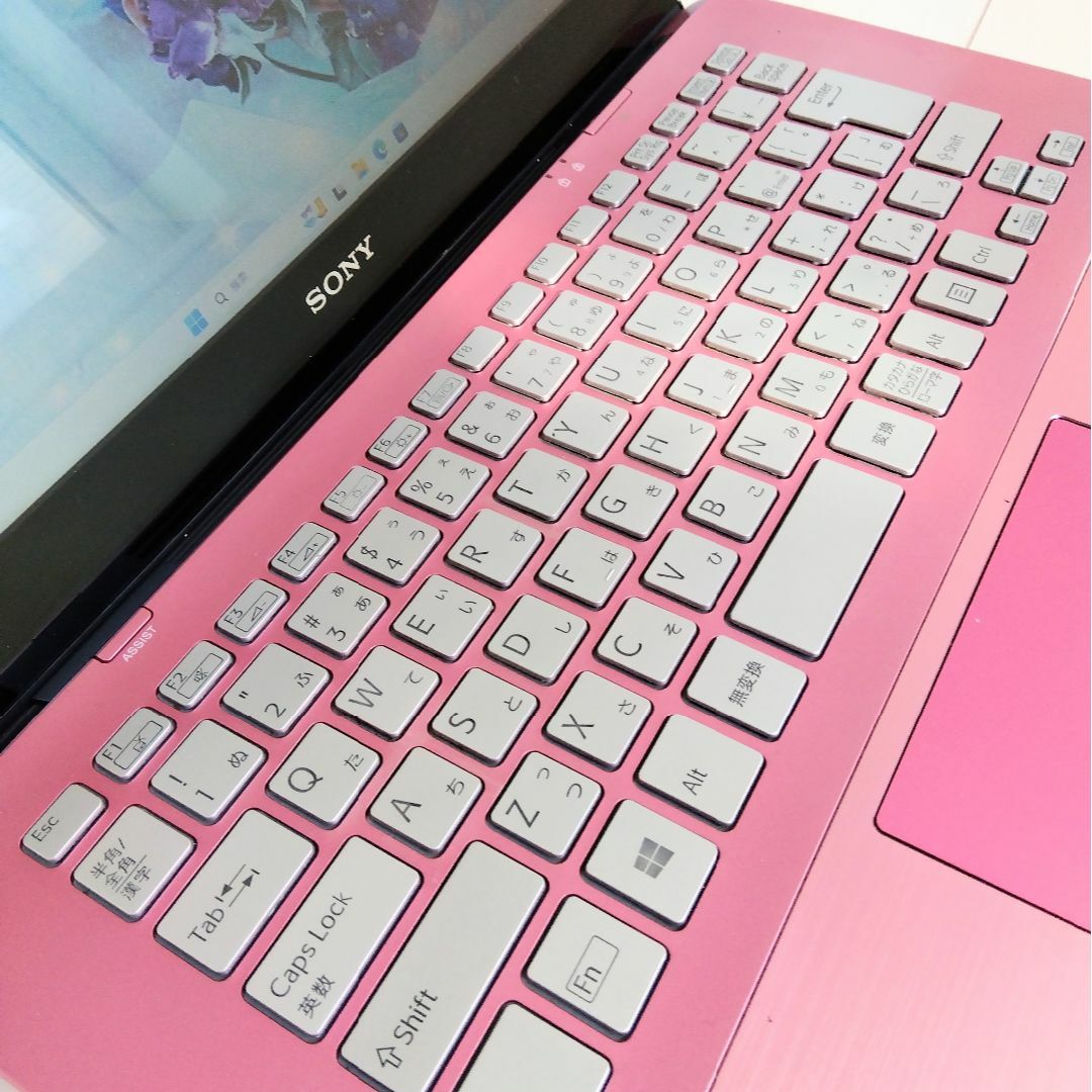 VAIO(バイオ)の専用✨てぃあら様✨VAIO！ピンク✨高速SSD搭載✨SONYノートパソコン✨79 スマホ/家電/カメラのPC/タブレット(ノートPC)の商品写真