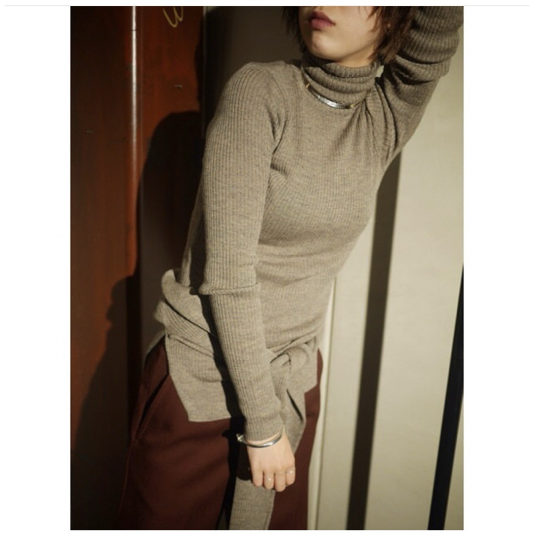 フミカウチダ【美品】フミカウチダ　RIB HIGH NECK SWEATER