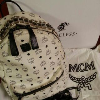 エムシーエム(MCM)のMCM スタッズ付リュック バックパック 汚れあり(リュック/バックパック)