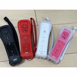 ウィーユー(Wii U)のお値下げ WIiU リモコン4個セット 白、赤、ピンク、黒(家庭用ゲーム機本体)