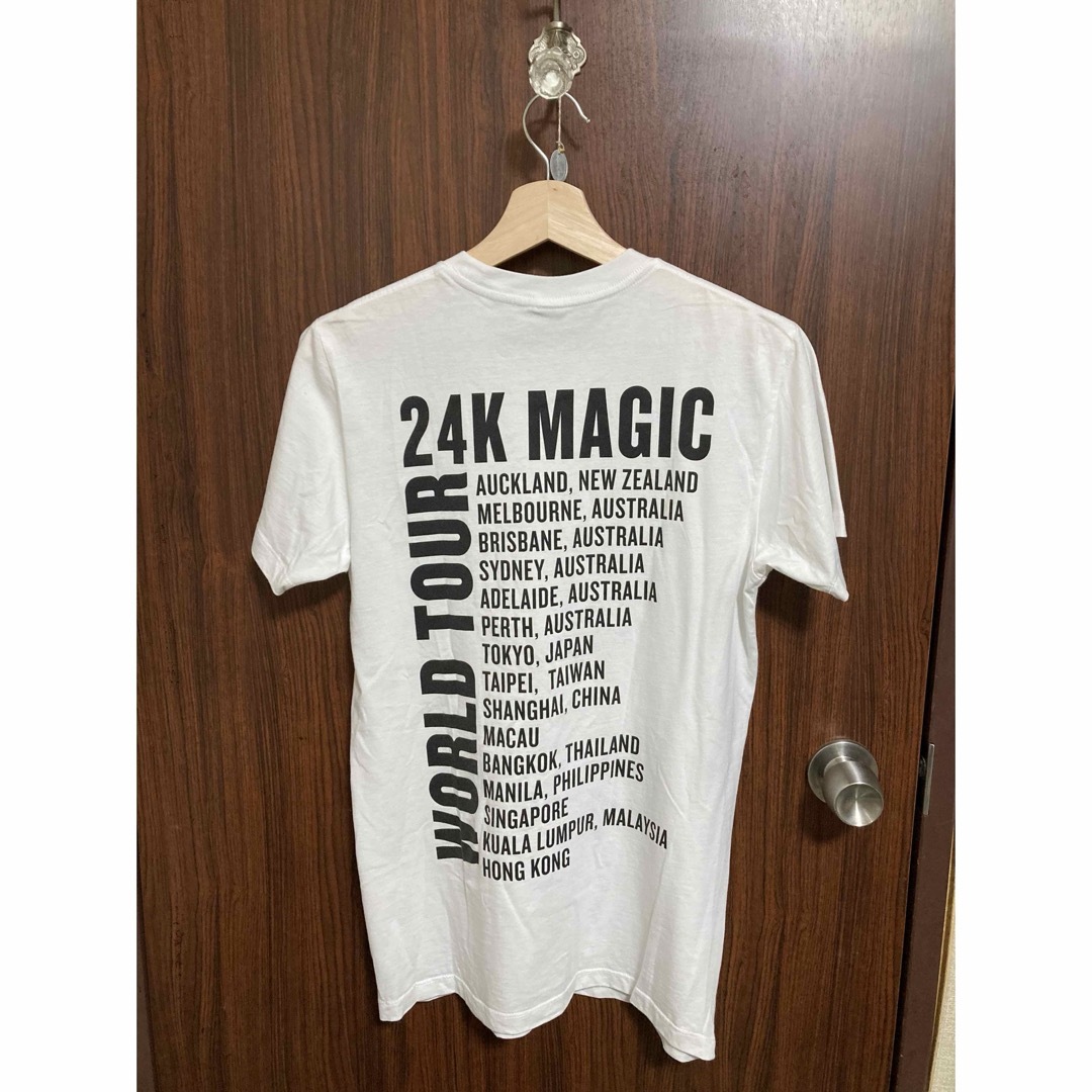 ブルーノマーズ 24k magic ライブTシャツ エンタメ/ホビーのタレントグッズ(ミュージシャン)の商品写真