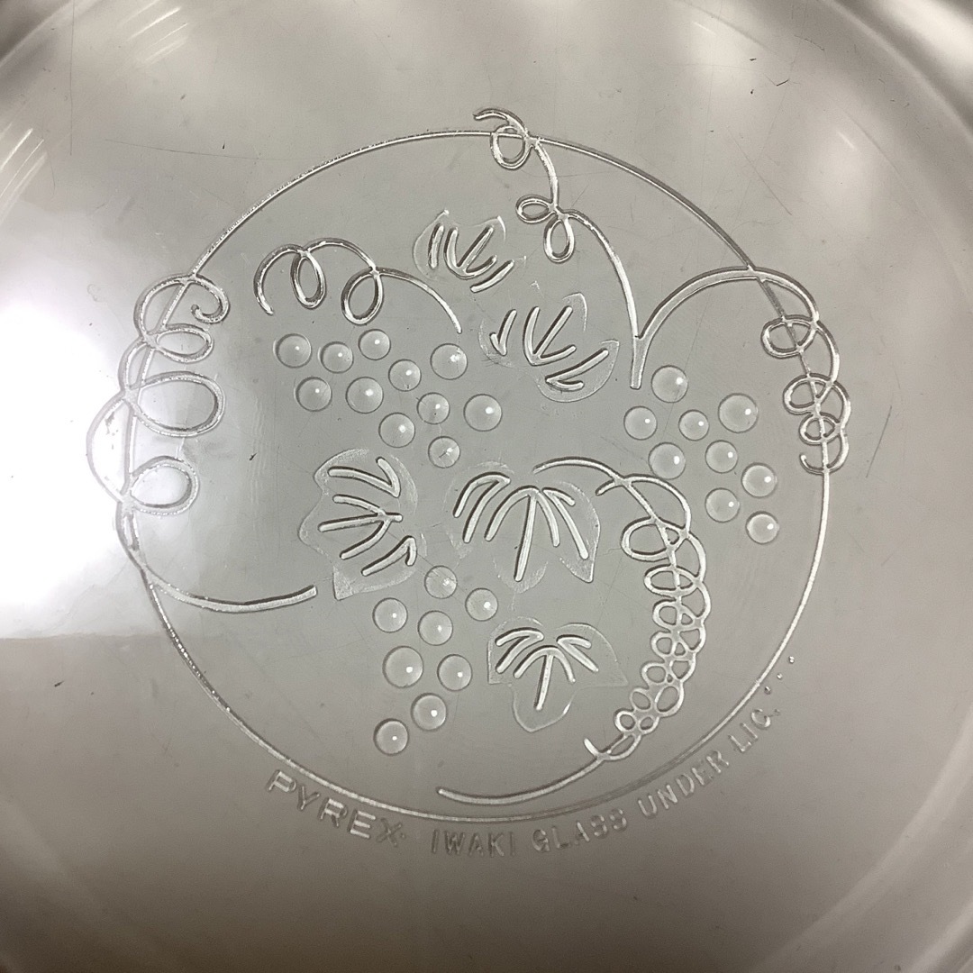 Pyrex(パイレックス)のパイレックス　Pyrex  昭和レトロ　オールドパイレックス　パイ皿 インテリア/住まい/日用品のキッチン/食器(調理道具/製菓道具)の商品写真