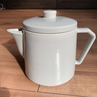 新品未使用　ポット　グレー　茶漉し付き　急須　陶器　ティーポット (食器)