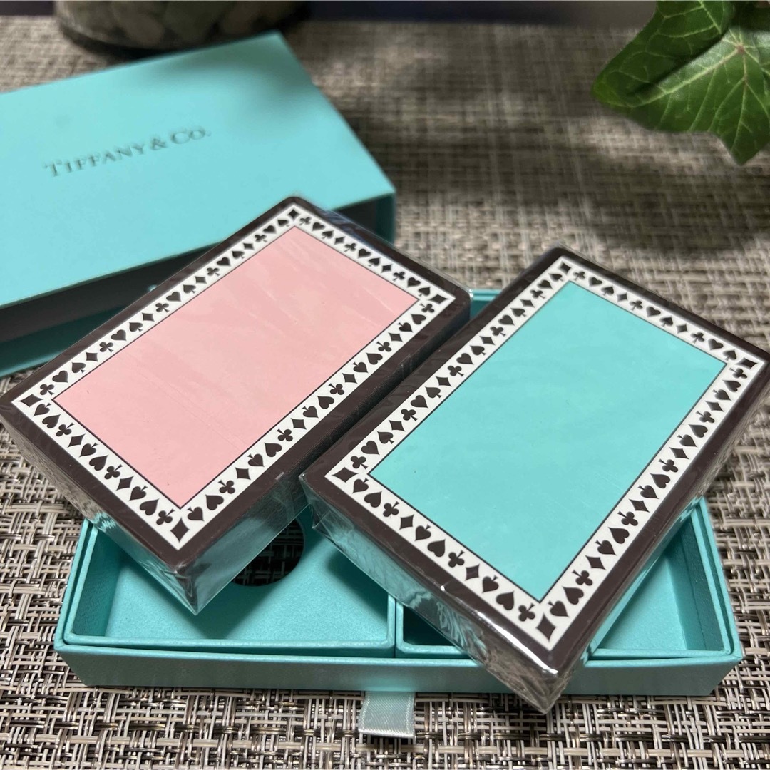 Tiffany & Co.(ティファニー)のTIFFANY＆co ティファニー トランプ 2セット 新品 未使用 エンタメ/ホビーのテーブルゲーム/ホビー(トランプ/UNO)の商品写真