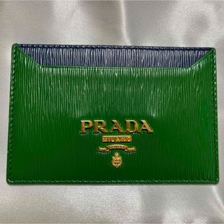 プラダ(PRADA)のPRADA/パスケース(名刺入れ/定期入れ)